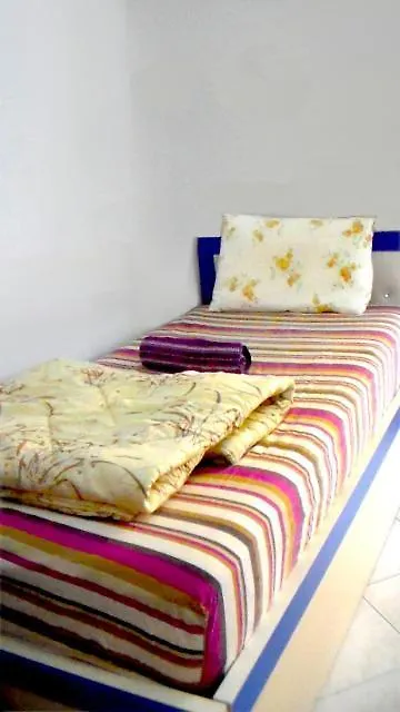 Serenade Hostel Beach Hostal Lungomare Vlorë 公寓